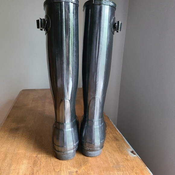 Hunter Tall Original Gloss Rain Boots - Picture 4 of 13